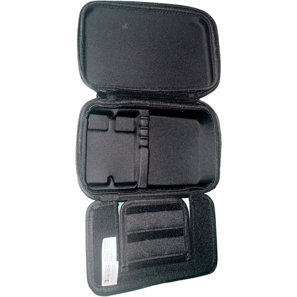Nintendo switch hard case - Picture 3 of 3